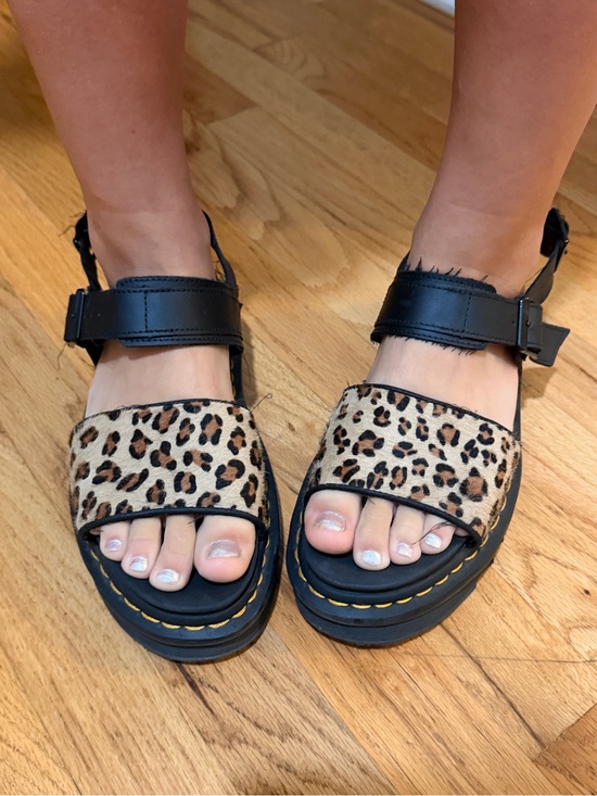 Dr. Martens Shoes - De Martens. VOSS ANIMAL PRINT LEATHER STRAP SANDALS size 9